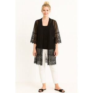 Kimono Black Lace Size M NWT